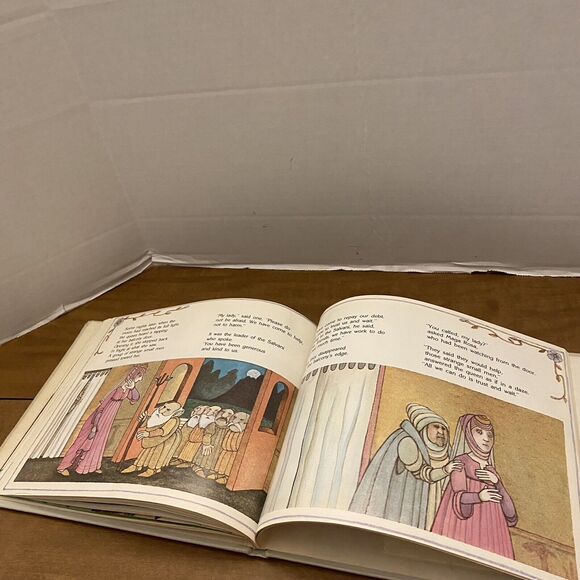 The Prince Of The Dolomites By Tomie De Paola Ex Library Hardcover - Picture 11 of 13